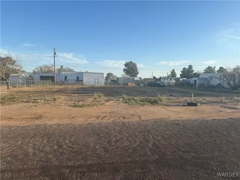 3060 E Leroy Ave, Kingman, AZ 86409