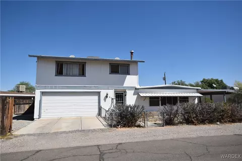 673 Daffodil Dr, Bullhead City, AZ 86442