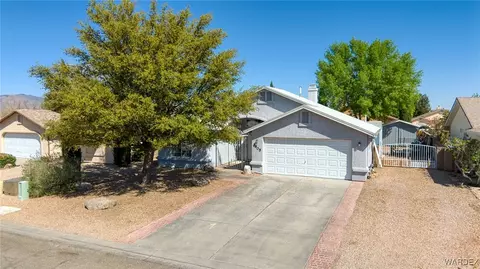 3805 E Snavely Ave, Kingman, AZ 86409