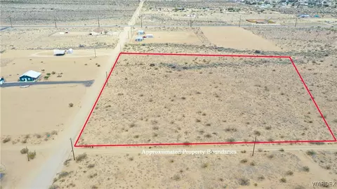 000 Ship Dr, Golden Valley, AZ 86413