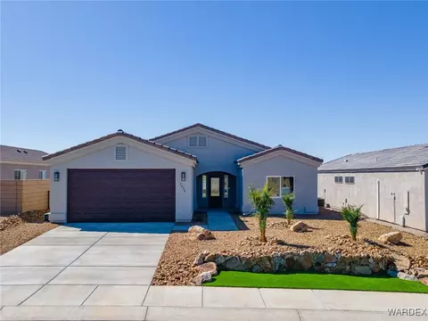 2636 Cross Timbers Trl, Bullhead City, AZ 86442