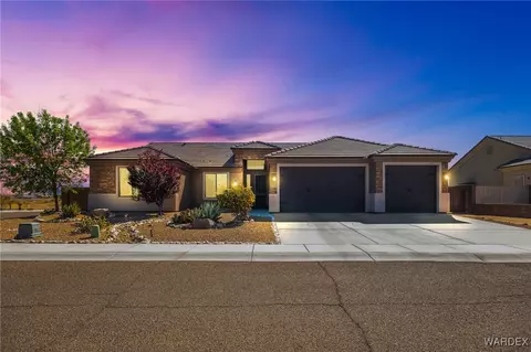 2224 Old Miners Rd, Kingman, AZ 86401