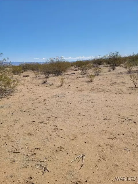 lot E F E Calle Ocampo Rd, Kingman, AZ 86409