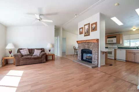 1197 E Citrus, Kingman, AZ 86409 photo 4
