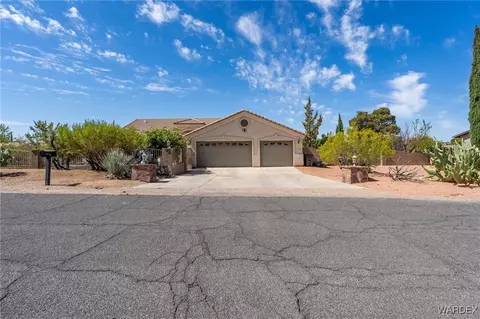 2145 Darren Dr, Kingman, AZ 86401