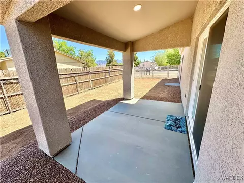 Exterior - 2455 E Hearne Ave, Kingman, AZ 86409 photo 5 of 7