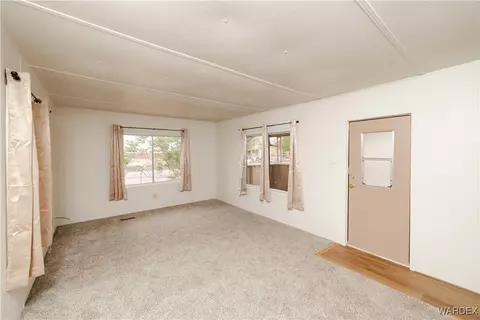 4355 N Eagle Dr, Kingman, AZ 86409 photo 2