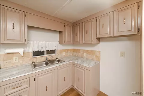 4355 N Eagle Dr, Kingman, AZ 86409 photo 9