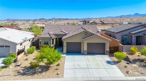 2665 Kingman Dr, Bullhead City, AZ 86429