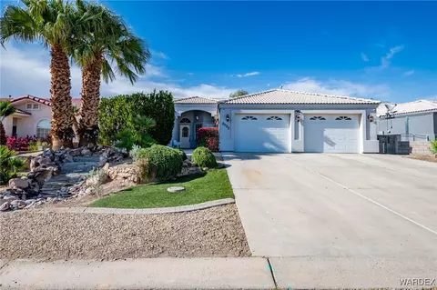 2085 E Desert Palms Dr, Fort Mohave, AZ 86426