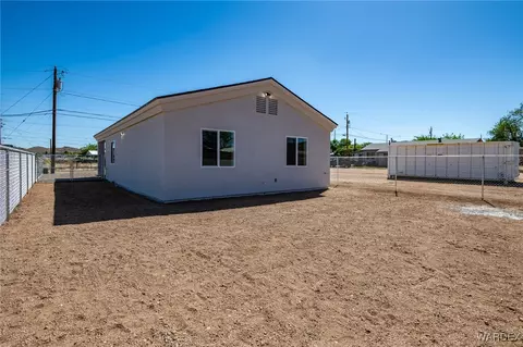 895 E Beverly Ave, Kingman, AZ 86401 photo 19