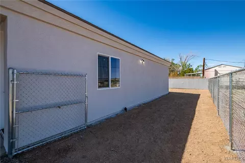 895 E Beverly Ave, Kingman, AZ 86401 photo 22