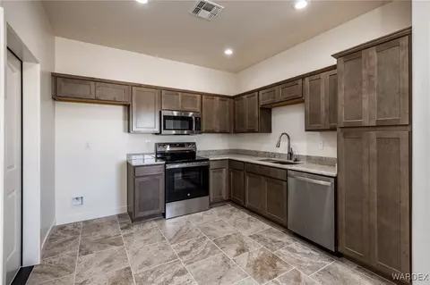 895 E Beverly Ave, Kingman, AZ 86401 photo 9