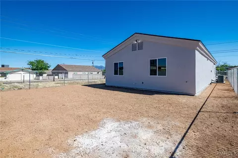 895 E Beverly Ave, Kingman, AZ 86401 photo 20