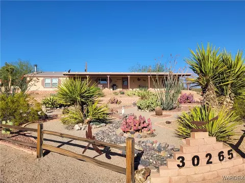 30265 N Haystack Dr, Meadview, AZ 86444 photo 2