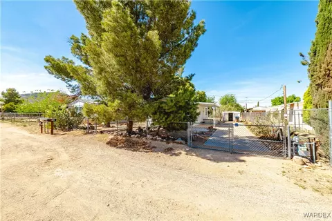 2085 E Thompson Ave, Kingman, AZ 86409 photo 4