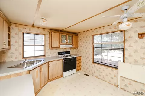2085 E Thompson Ave, Kingman, AZ 86409 photo 15