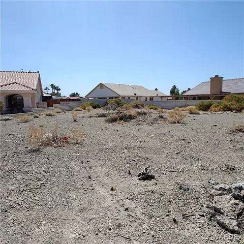 1976 E Fairway Pl, Fort Mohave, AZ 86426