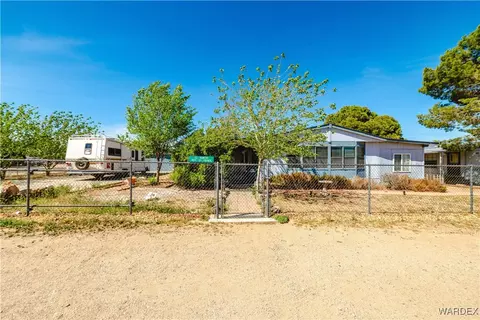 2075 E Thompson Ave, Kingman, AZ 86409 photo 2