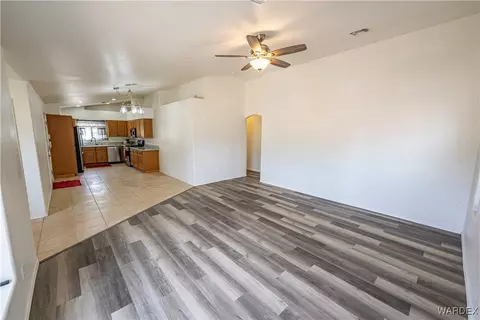 Living - 2970 E Devlin Ave, Kingman, AZ 86409 photo 2 of 3
