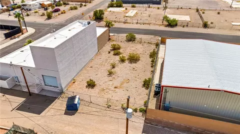 321 Long Ave, Bullhead City, AZ 86429