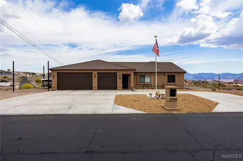 3990 Blackhawk Dr, Lake Havasu City, AZ 86406