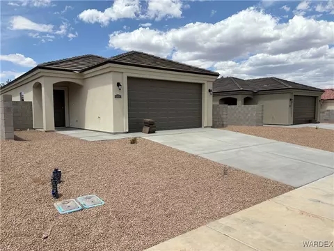 3435 N Yavapai St, Kingman, AZ 86401
