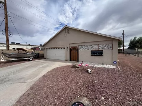 1481 E Topaz Circle Cir #2, Fort Mohave, AZ 86426