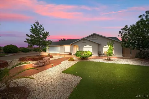 3685 N Milky Way Rd, Golden Valley, AZ 86413