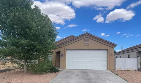 3696 N Miller St, Kingman, AZ 86409
