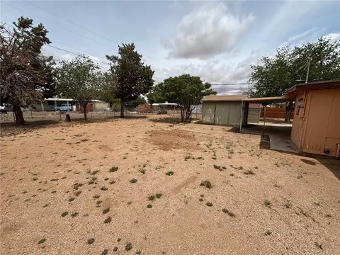 Exterior - 2825 E Potter Ave, Kingman, AZ 86409 photo 15 of 16