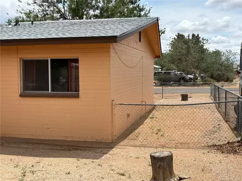 Exterior - 2825 E Potter Ave, Kingman, AZ 86409 photo 7 of 16