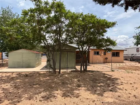Exterior - 2825 E Potter Ave, Kingman, AZ 86409 photo 14 of 16
