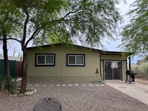 10587 S Lead Ln, Mohave Valley, AZ 86440