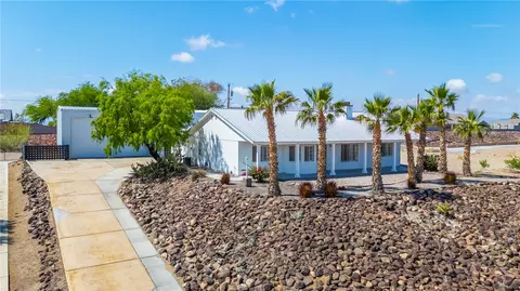 2265 Arapaho Ln, Fort Mohave, AZ 86426