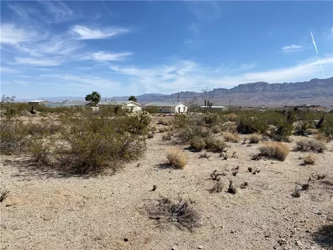 110 E 70 E Spencer Dr, Meadview, AZ 86444 photo 4
