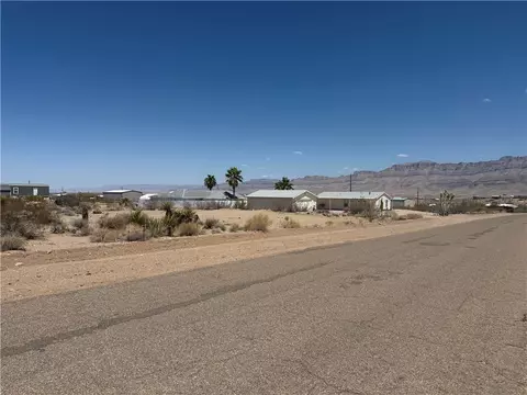 110 E 70 E Spencer Dr, Meadview, AZ 86444