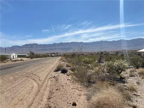 110 E 70 E Spencer Dr, Meadview, AZ 86444 photo 6