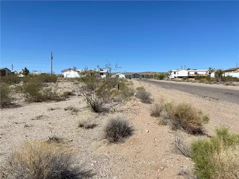 110 E 70 E Spencer Dr, Meadview, AZ 86444 photo 5
