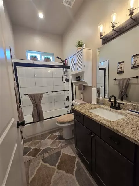 Bath - 7790 E Oxbow Dr, Kingman, AZ 86401 photo 4 of 5