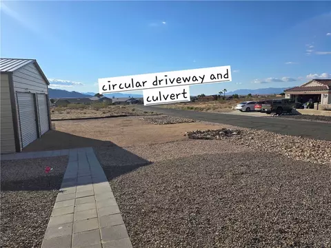 Exterior - 7790 E Oxbow Dr, Kingman, AZ 86401 photo 15 of 16