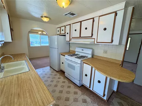 3263 E Leroy Ave, Kingman, AZ 86409 photo 17