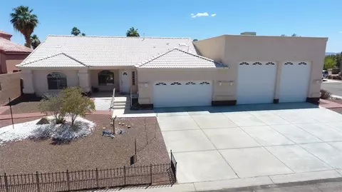 2084 E Crystal Dr, Fort Mohave, AZ 86426