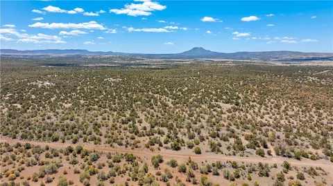 lot1356 Dragon Den, Seligman, AZ 86337