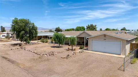 1048 E Pecan Dr, Mohave Valley, AZ 86440