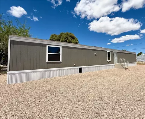 2775 E Mcvicar Ave, Kingman, AZ 86409