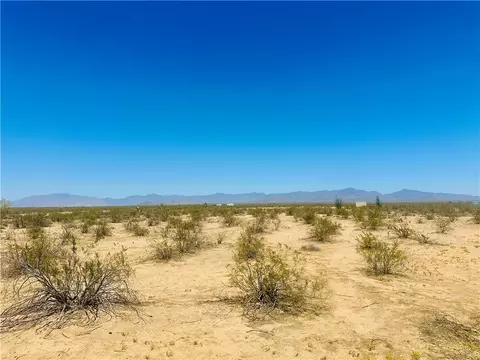 0 W Quartz Rd, Yucca, AZ 86438