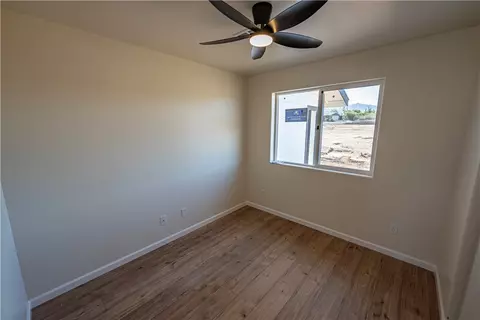 Bedroom - 7674 E Oxbow Dr, Kingman, AZ 86401 photo 5 of 6