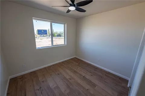 Bedroom - 7674 E Oxbow Dr, Kingman, AZ 86401 photo 3 of 6