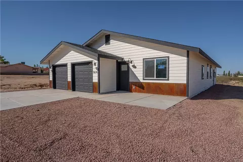 Exterior - 7674 E Oxbow Dr, Kingman, AZ 86401 photo 9 of 9